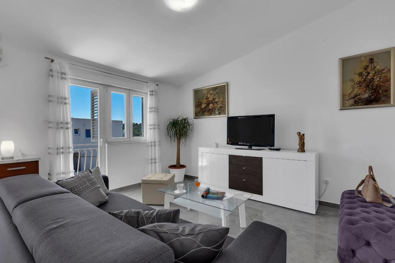 Ana Apartment Makarska Buitenkant foto